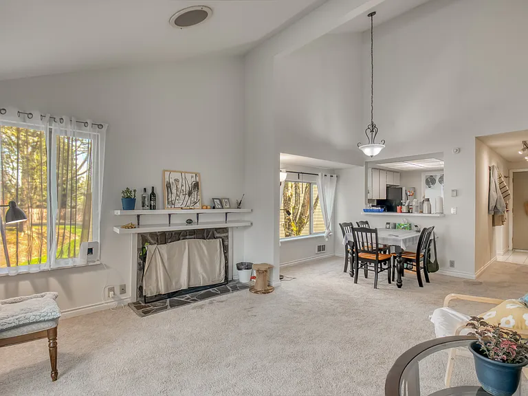 10047 SW Trapper Ter — Photo 7