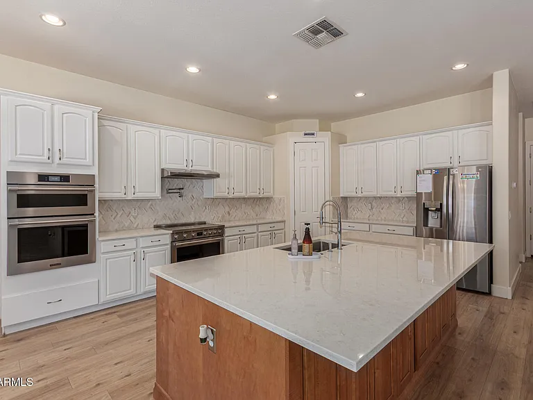 4978 E Karsten Dr — Photo 11