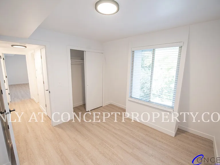 Avenue View Apartments — Photo 19