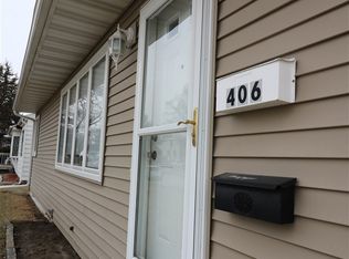 406 Sherman Ave, Waterloo, IA 50703