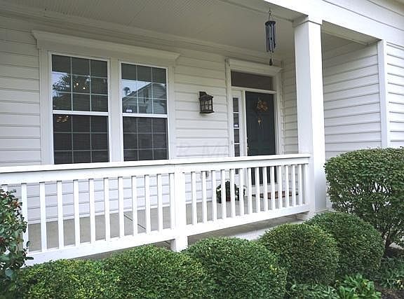2nd image of 4089 Hanover Square Dr