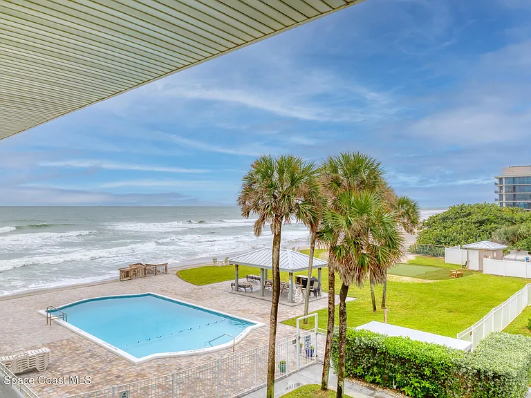 1273 Jimmy Buffett Memorial Hwy #304 — Photo 9