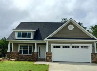 665 Elmwood Cir, Murrells Inlet, SC 29576