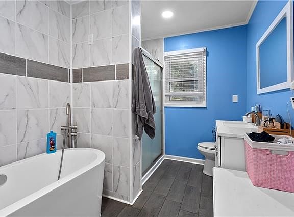 4th image of 7008 N Winan Ave