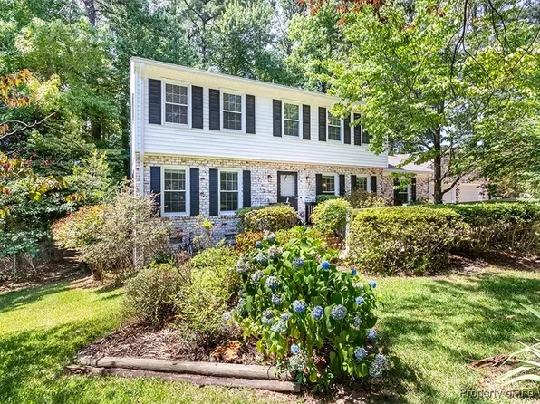 330 Hughes Dr, Newport News, VA 23608