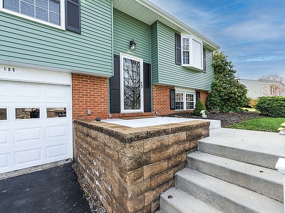 3rd image of 185 Princeton Dr