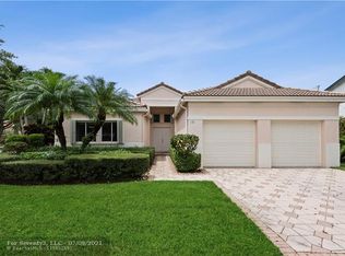 1116 Camellia Cir, Weston, FL 33326