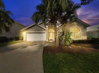 432 SW Fairway Lndg, Port Saint Lucie, FL 34986