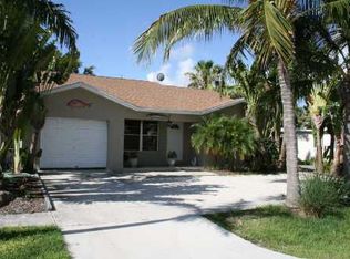 120 Mayfield Rd, Lantana, FL 33462