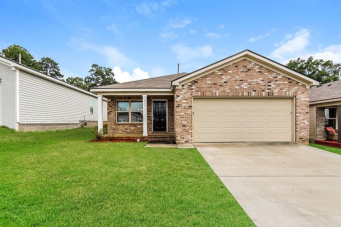 1st image of 111 Wexford Way