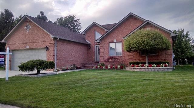 1st image of 35163 Newport Dr