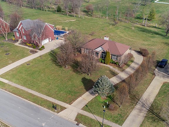 3rd image of 108 Plantation Dr