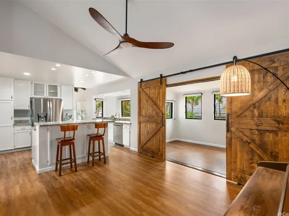 914 Kahena St, Honolulu, HI 96825