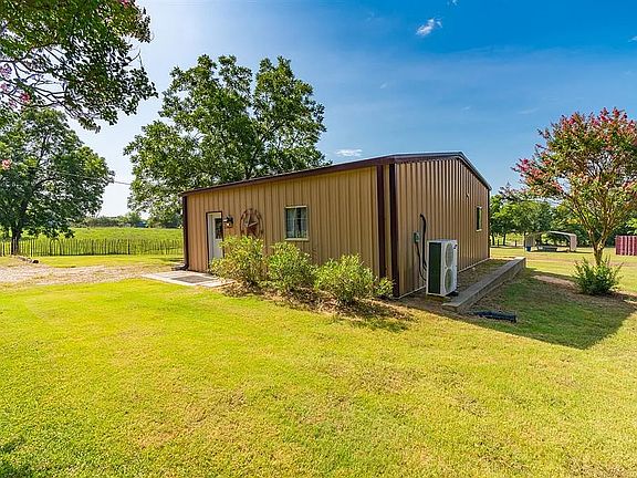 5th image of 500 County Road 1300 #1