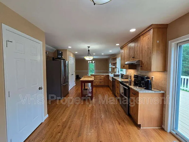 5712 John Barton Payne Rd — Photo 18