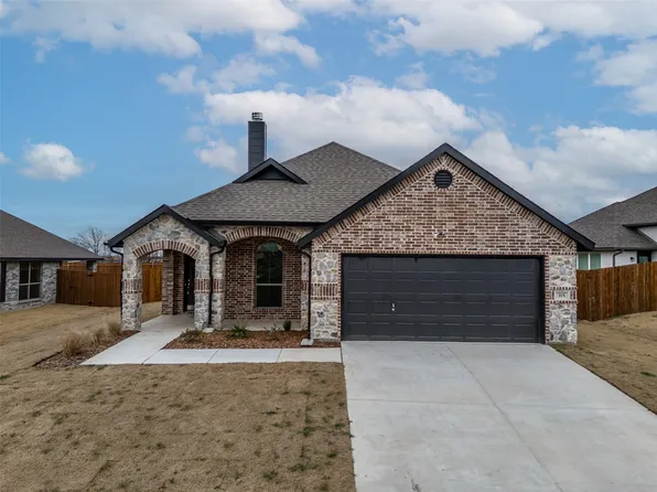 315 Pennington Rd, Nevada, TX 75173