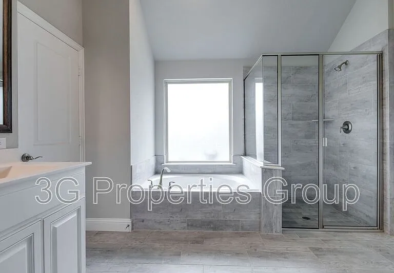 3521 Camden Ct — Photo 25