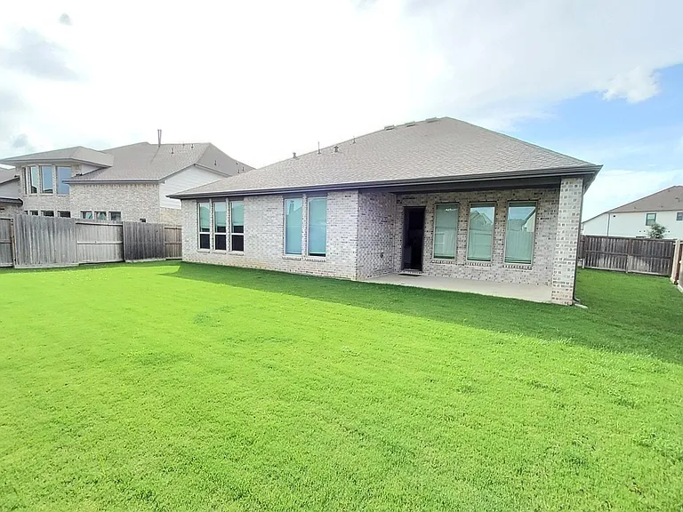 30607 Bahia Oak Bnd — Photo 47