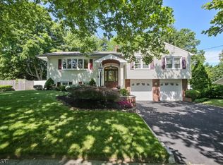 58 Michael Dr, Westfield, NJ 07090