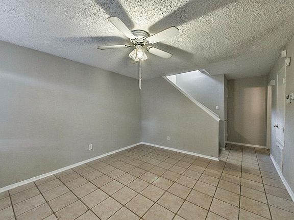 5th image of 12021 Greenwood Forest Dr #B