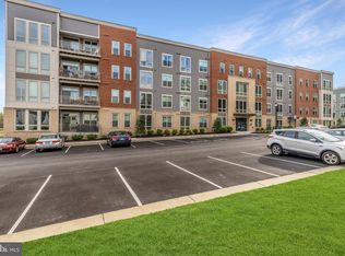 6101 Fairview Farm Dr UNIT 205, Alexandria, VA 22315