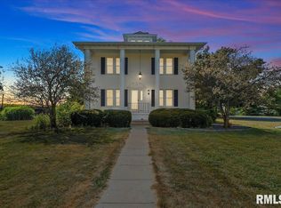 15189 Lead Line Rd, Waverly, IL 62692