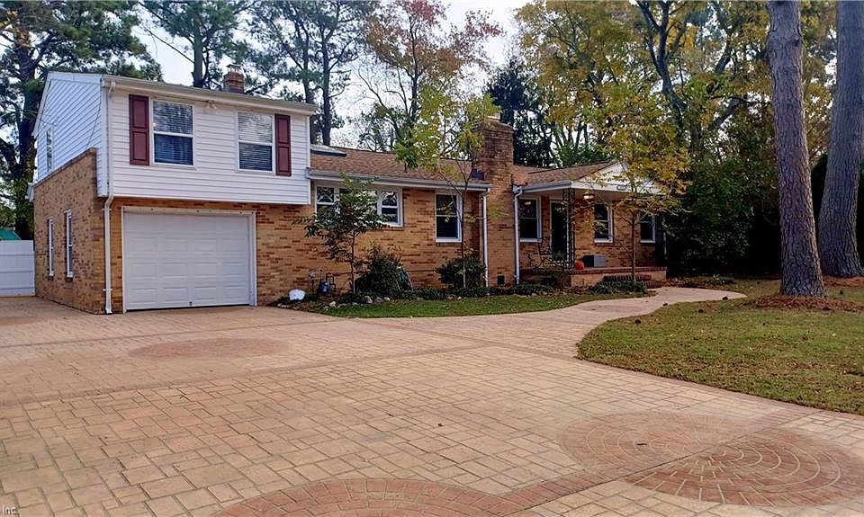 4929 Curling Rd, Lake Shores