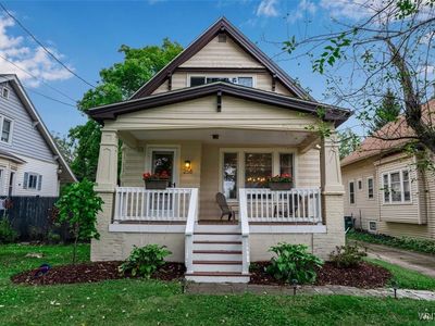258 Potters Rd, Buffalo, NY, 14220