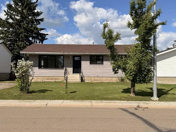226 S 5th Ave, Wainwright, AB T9W 1A8