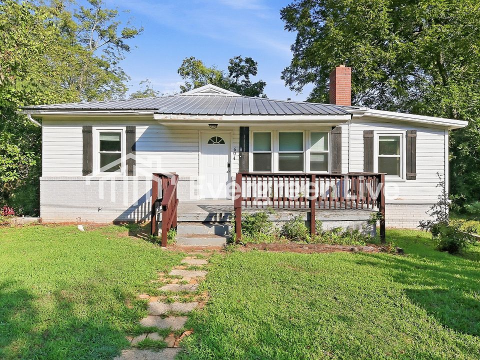1st image of 604 W Reed St