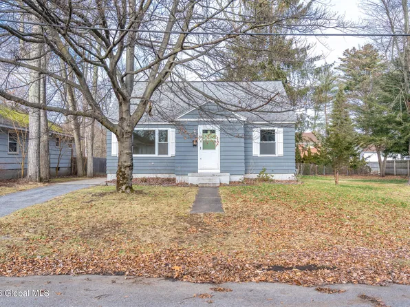 39 Monument Avenue, Glens Falls, NY 12801