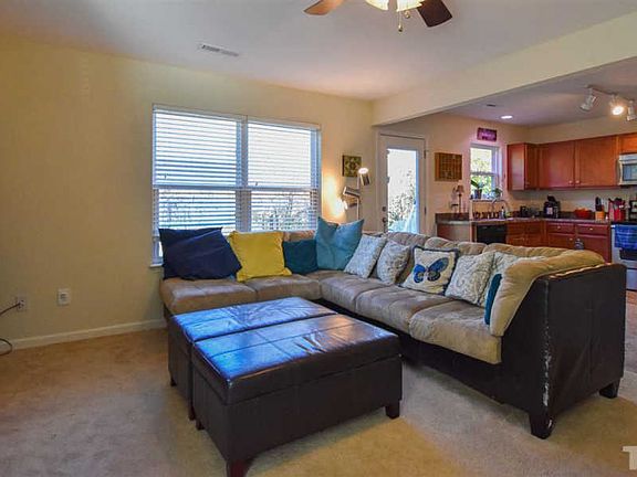 4th image of 740 Cairn Cir