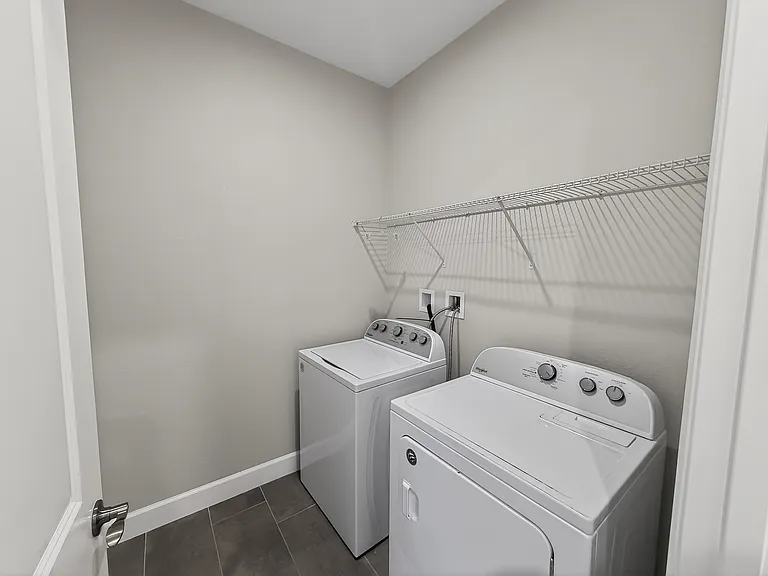 5927 Maidenstone Way — Photo 30