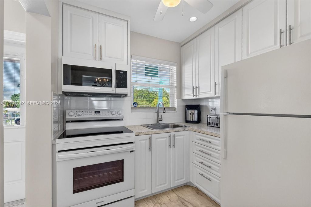 2650 W Golf Blvd APT 259, photo 5