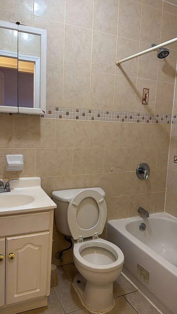 Building Photo - 419 E 147th St #2A