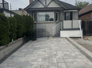 194 Roe Ave, Toronto, ON M5M 2J2