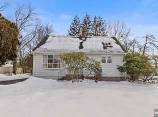 417 Tenakill Dr, Northvale, NJ 07647