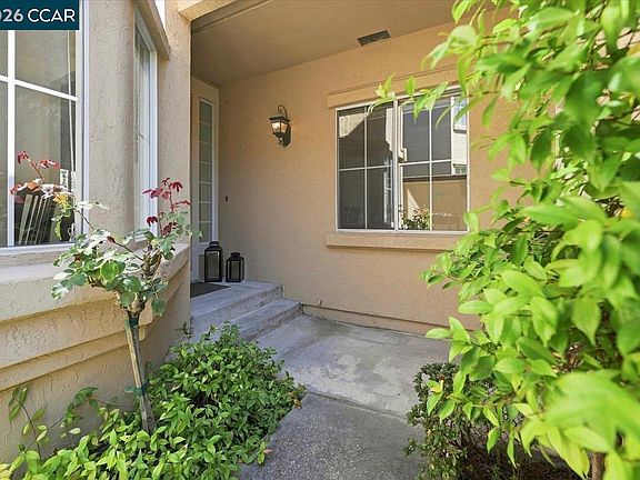 5th image of 1324 Canyon Side Ave