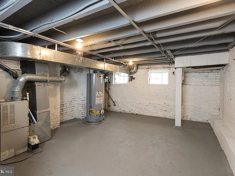 430 Fawcett St — Photo 22