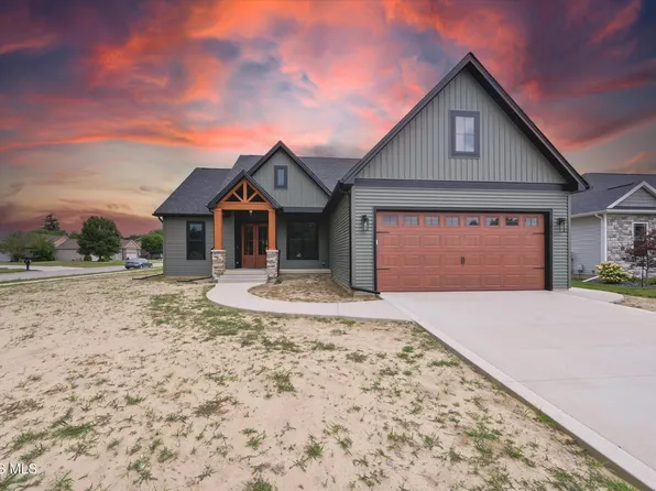 101 Ashberry Way, Swanton, OH 43558
