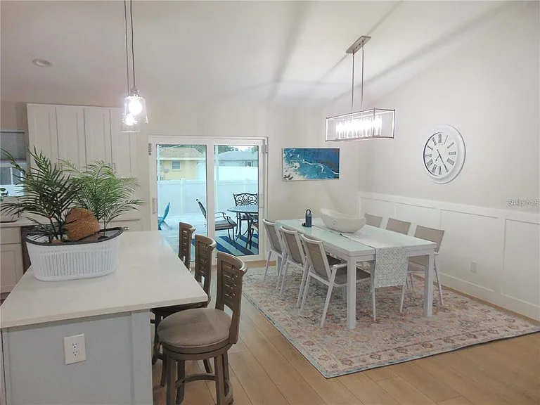 451 Tanager Rd — Photo 6