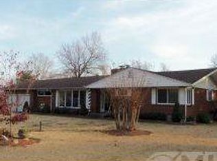 726 E Highland Ave, Carthage, MO 64836