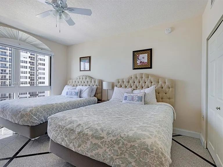 2080 S Ocean Dr #9 — Photo 14