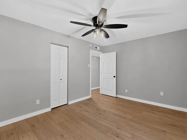 1004 Cross Bend Rd — Photo 31