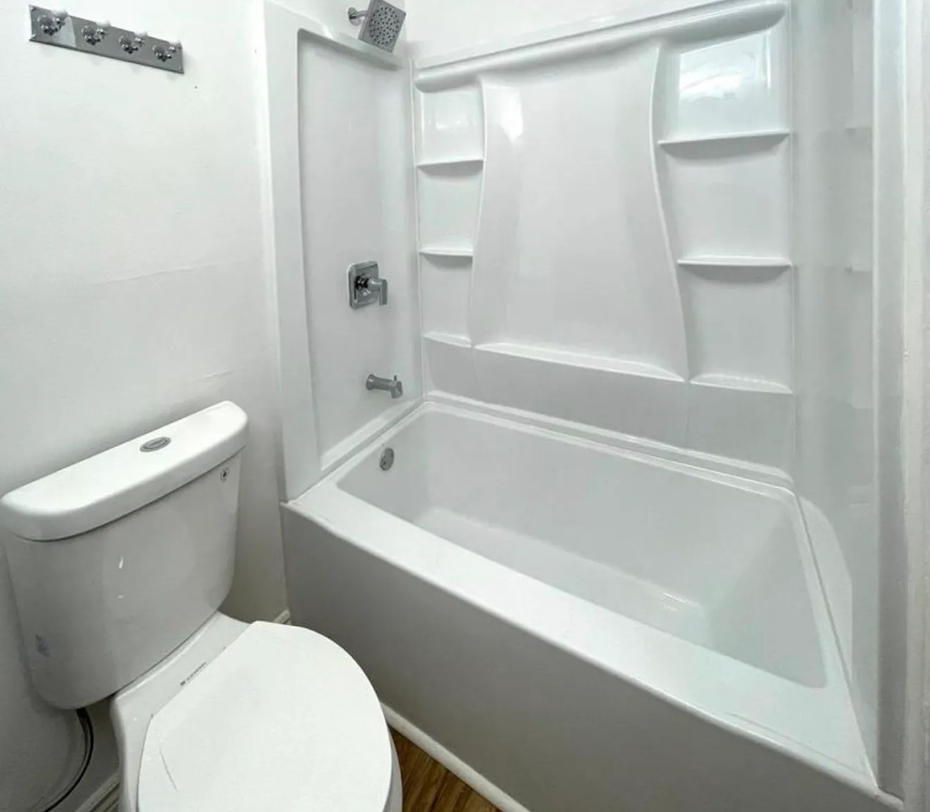 2 bed, 900 sqft, $2,350 — Photo 4