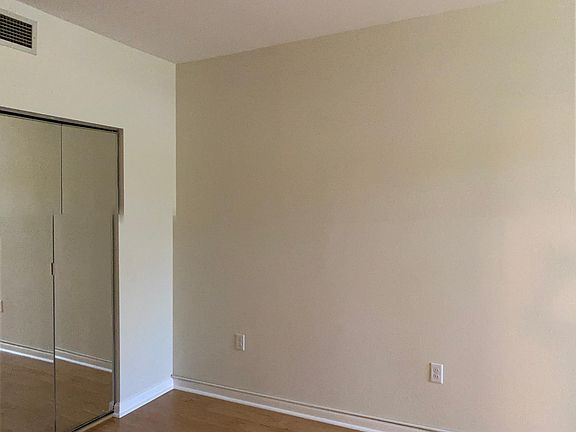 4th image of 550 Ortega Ave APT 124