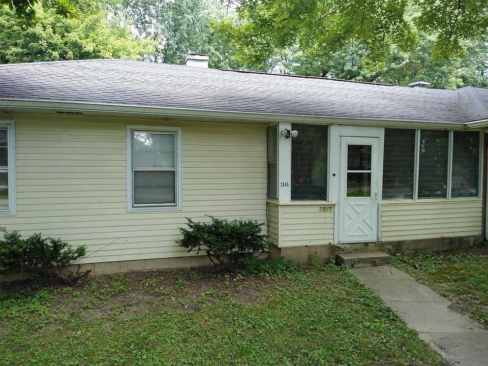 1st image of 3845 N Sadlier Dr