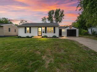613 E 26th St S, Newton, IA 50208