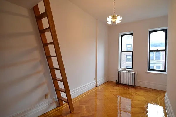 Rented by Corcoran | media 33