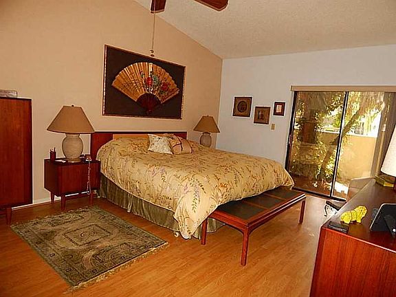 4th image of 2691 Emerald Way #2691